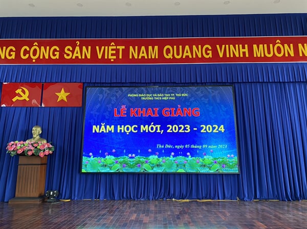 man-hinh-led-p4-lap-tai-truong-thcs-hiep-phu-tp-thu-duc-2